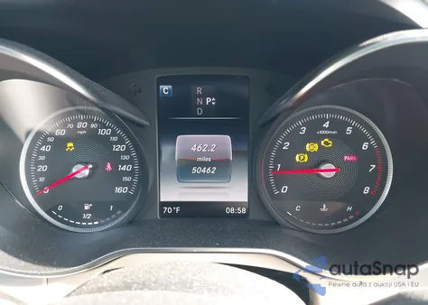 2018 Mercedes-Benz C 300 из США, поврежденный, VIN 55SWF4JB4JU280071